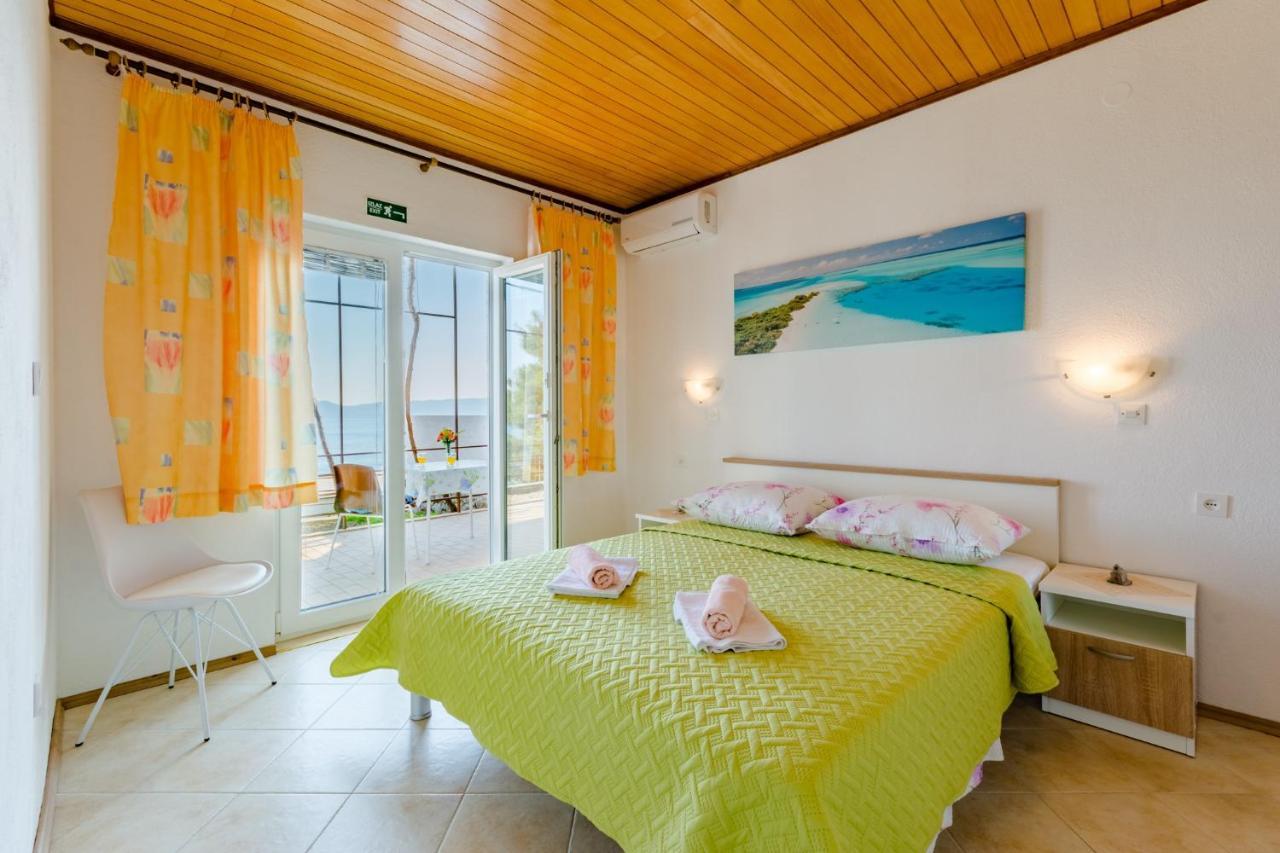 Rooms Sani Brela Oda fotoğraf