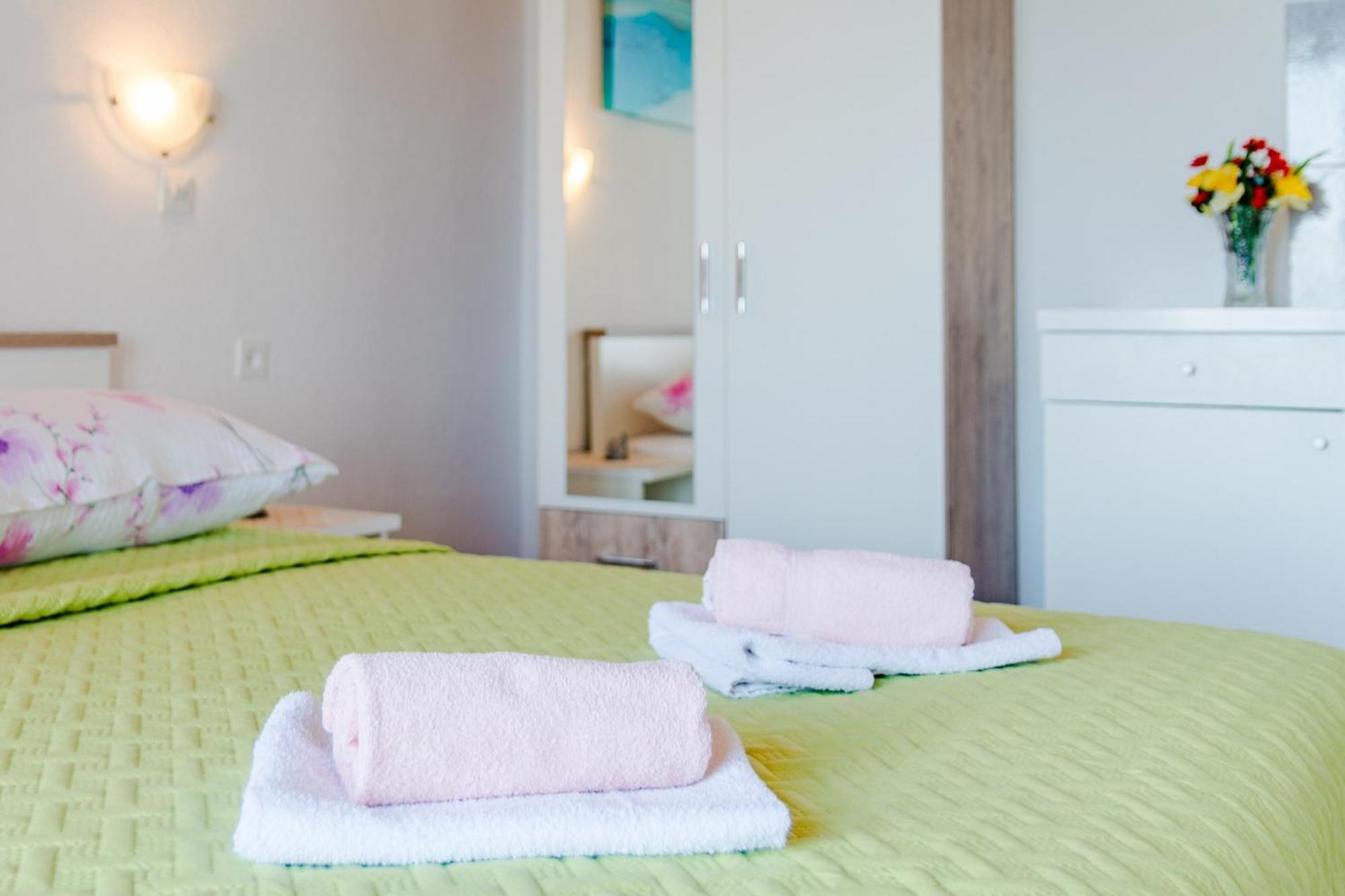 Rooms Sani Brela Oda fotoğraf